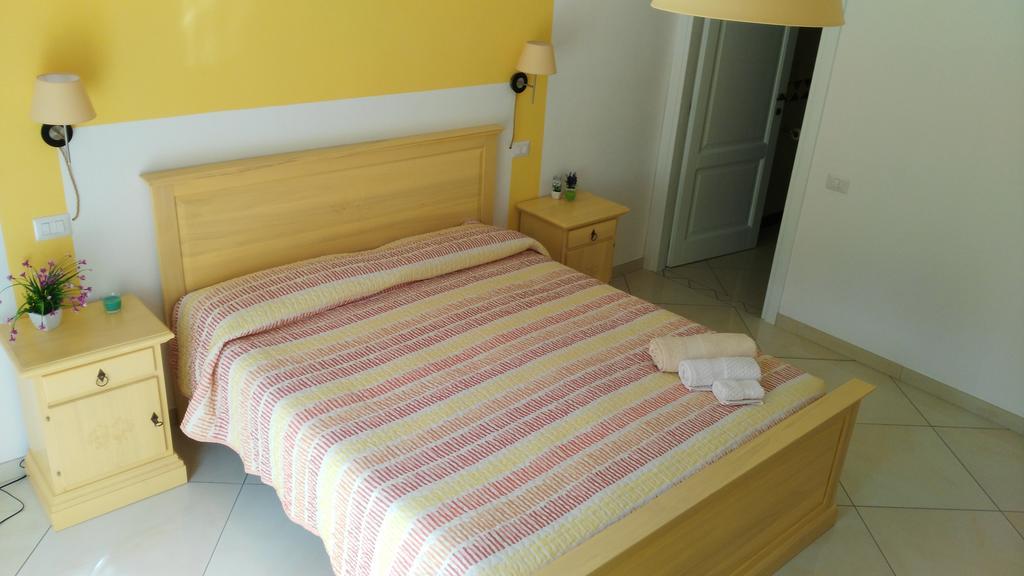 B&B Sa Zodia Guest House Bitti Exterior foto